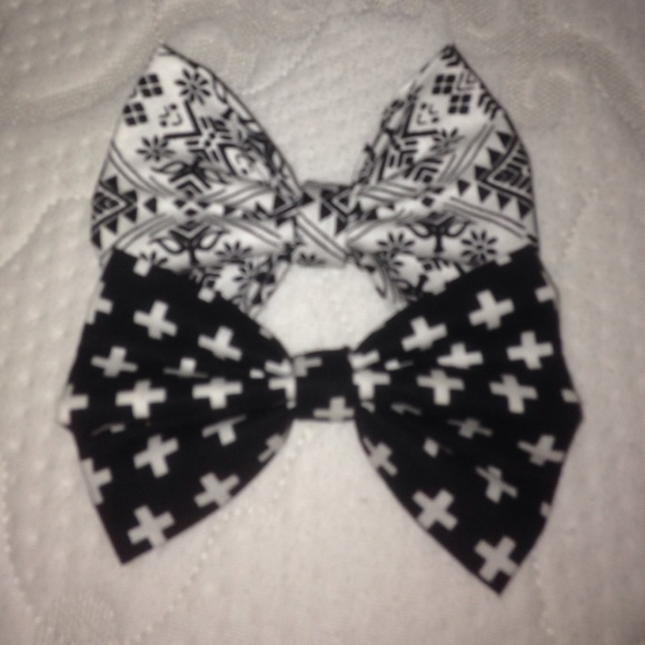 Bows! - Picture 4 of 4