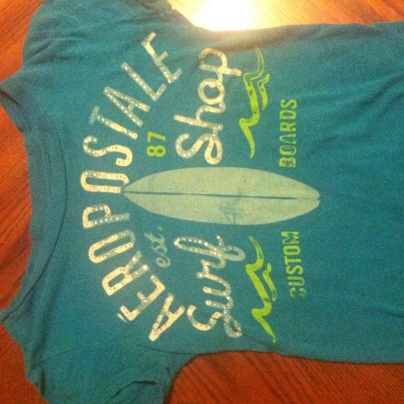 Aeropostale graphic tee