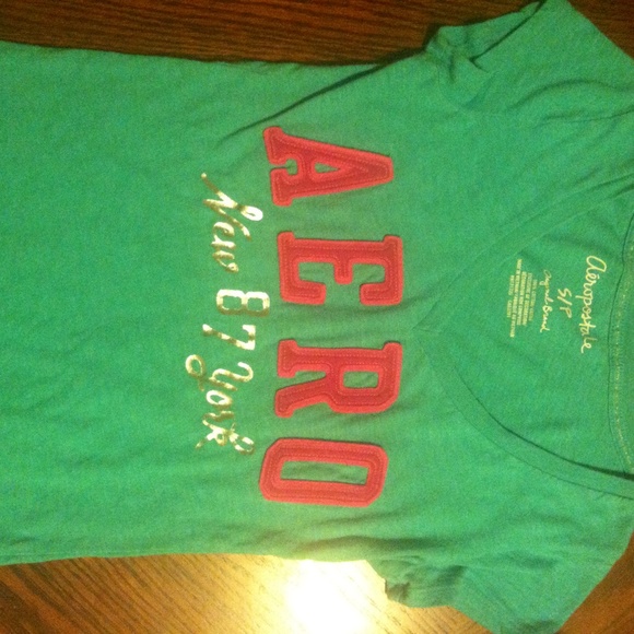 Aeropostale Graphic tee