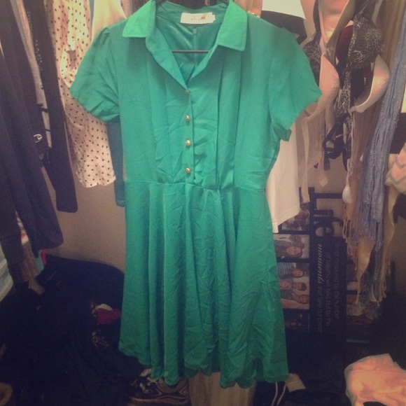 Tang Ting Rui dress