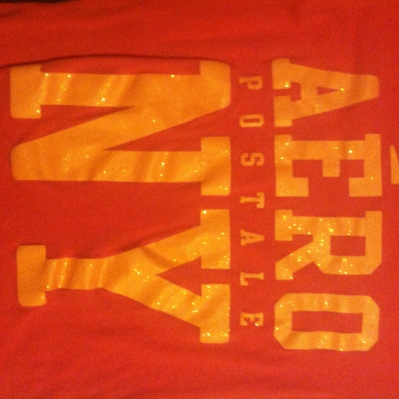 Aeropostale graphic tee