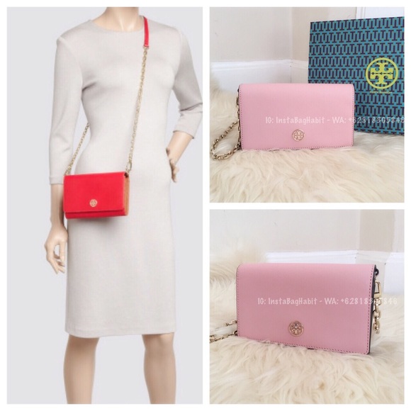 Tory Burch Clutches & Wallets - NWT Auth Tory Burch Robinson Chain Wallet