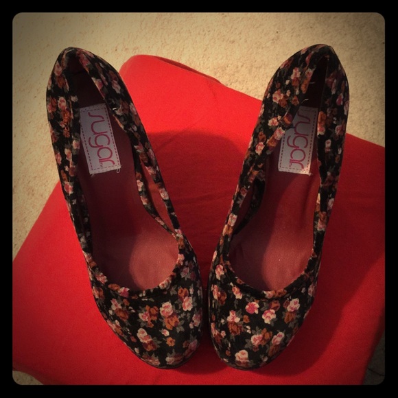 Floral Wedge Sandal