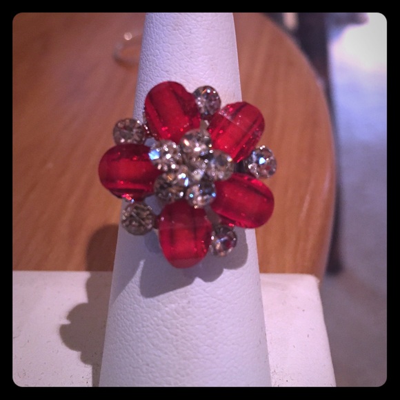 Cute flower ring - red/