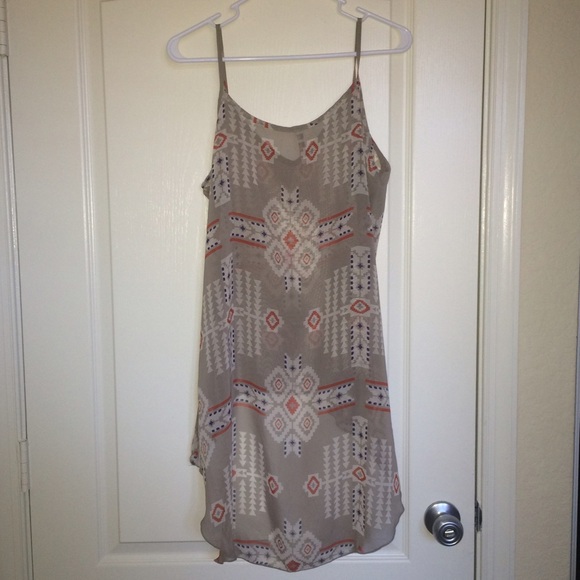 Aztecy High-Low top - Picture 2 of 3