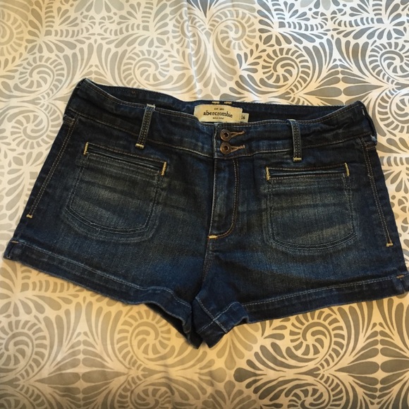 Abercrombie kids shorts