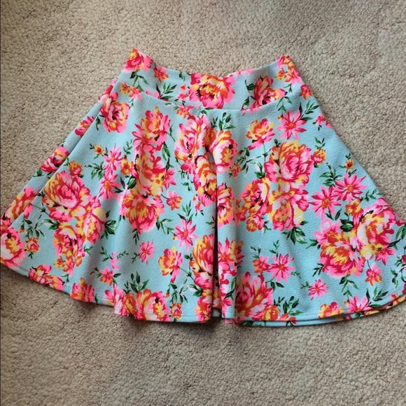 Mint skater skirt