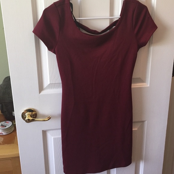 Forever 21 maroon dress