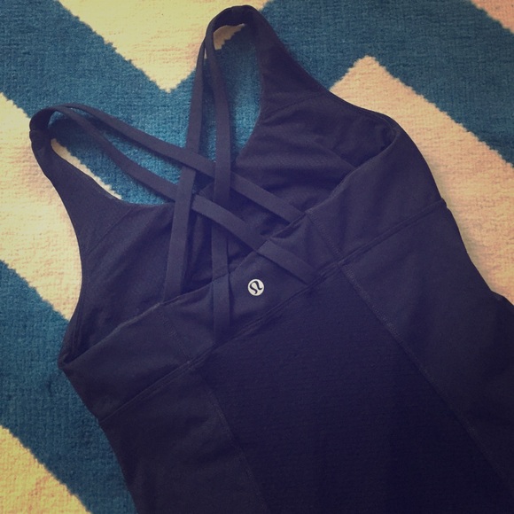 ❌❌SOLD❌❌NWOT Lululemon Iris tank