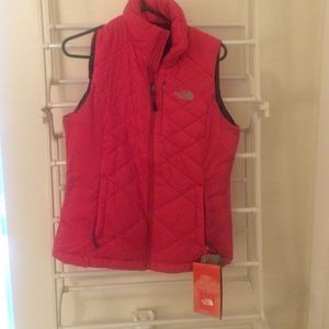 Pink brand new north face vest