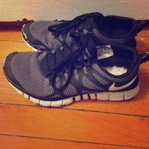 Nike free runs 3.0 no shoe insert