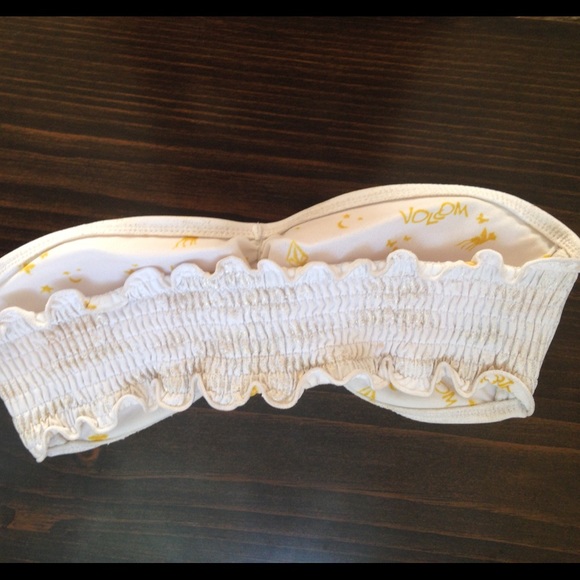 Volcom bikini top - Picture 2 of 2