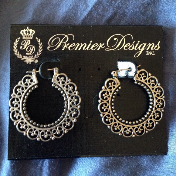 Premier Designs "Addison" earrings