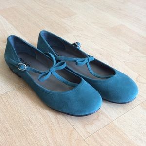NWOT Abound Emerald Suede Ballet Flats