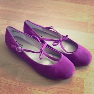 NWOT Abound Fuchsia Ballet Flats with straps
