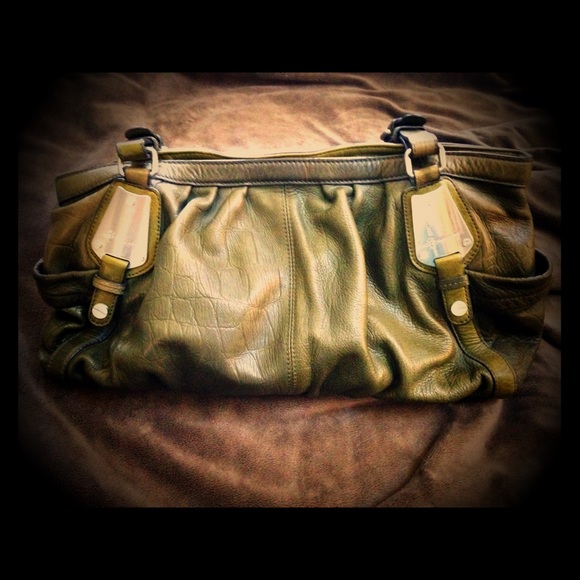 B. Makowsky Green Leather Handbag