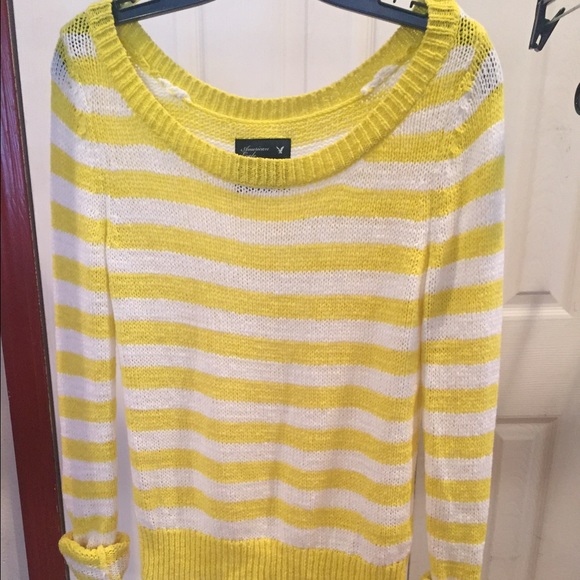 American eagle sweater