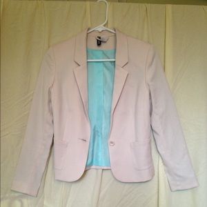 tan/cream colored blazer