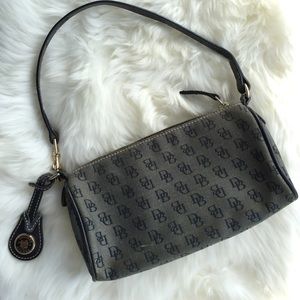 Dooney&Bourke Small Purse
