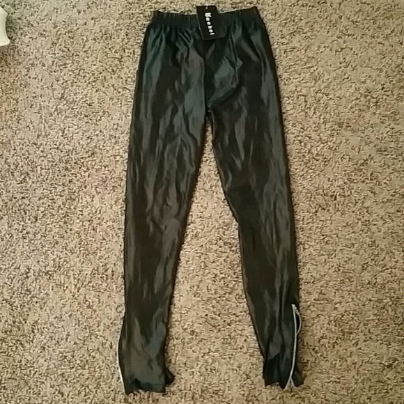 Leather leggings
