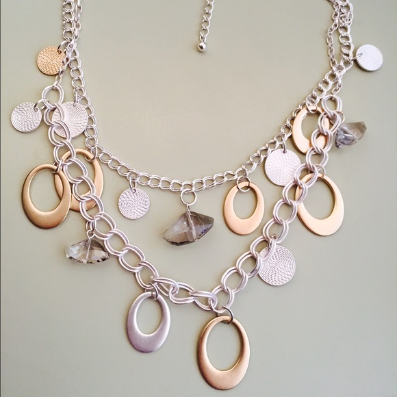 Silver/gold Necklace - Picture 1 of 2