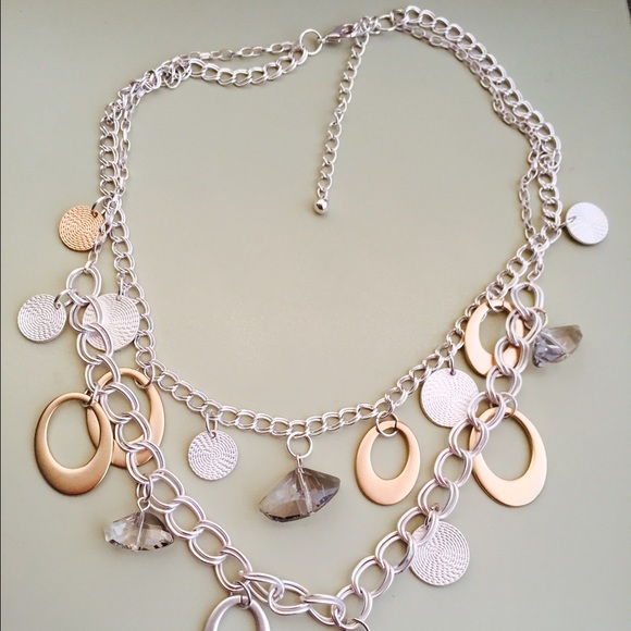Silver/gold Necklace - Picture 2 of 2