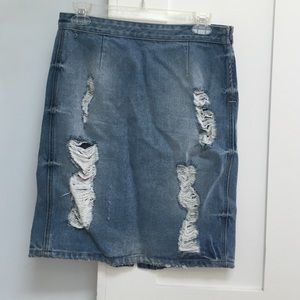 lovers and Friends mid thigh jean skirt