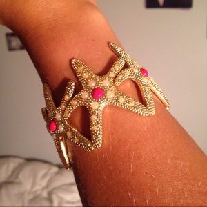 Like new Lily Pulitzer starfish bracelet