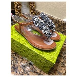 Gianni Bini "Darlingg" ruffled sandals.