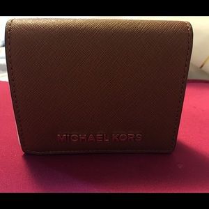 Authentic Michael Kors Jet Set Travel Wallet