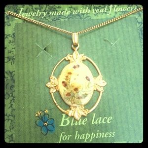 Wildflower necklace and earring set ??