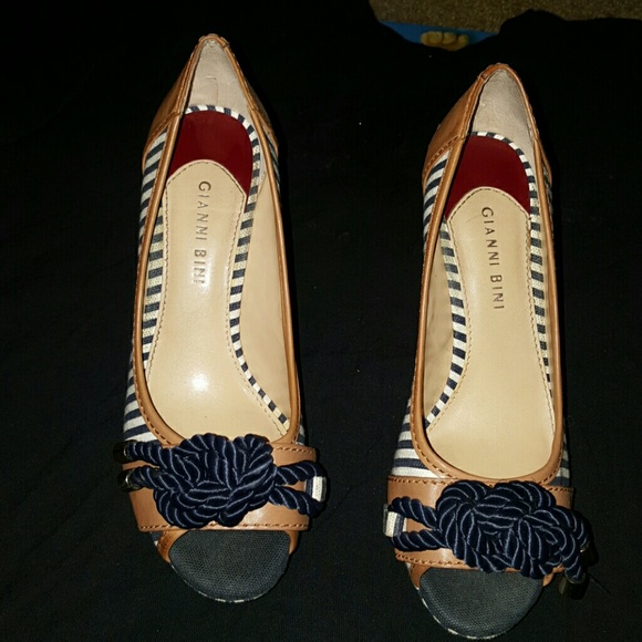 Chunky high heels