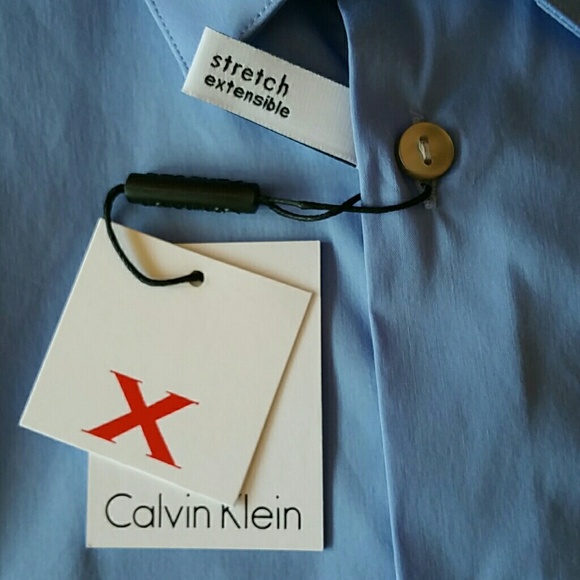 Calvin Klein - Picture 2 of 4