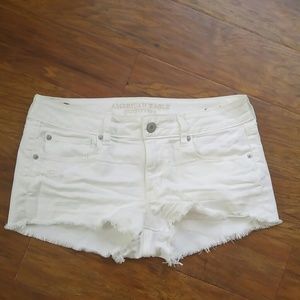 NWOT White American Eagle Short Shorts