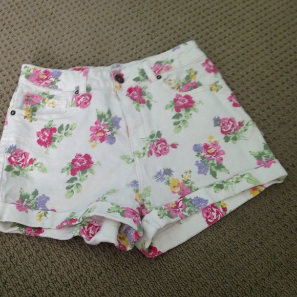 Floral Jean shorts