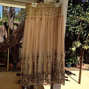 Very comfortable beige skirt!