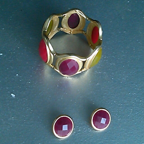 EARRING And BRACELET SET