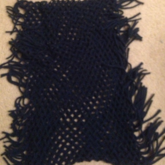 Blue/green infinity scarf - Picture 3 of 4