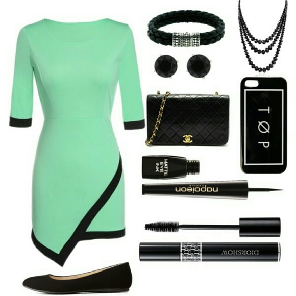 ❎SOLD❎Mint green dress size:4 - Picture 2 of 4