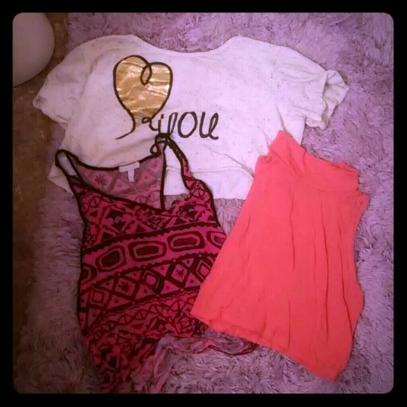 Bundle Crop Tops!!