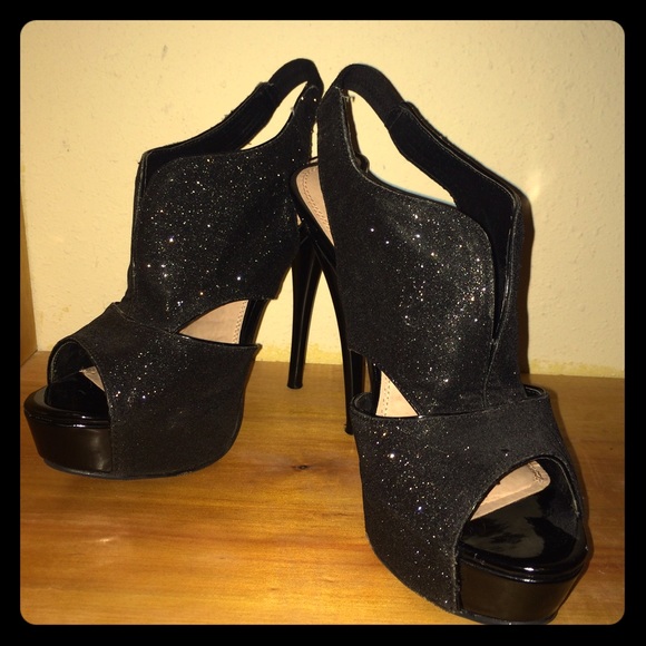 Super cute!!! Super sassy!! 5in pumps