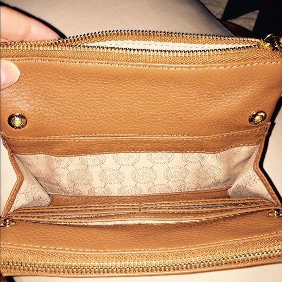 Michael Kors Cross Body Bag