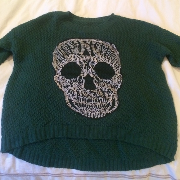 Dark green skull sweater
