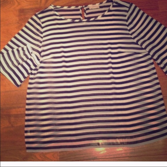 For epurvis0927-Sheer navy & white blouse