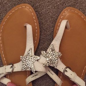 Starfish white sandals