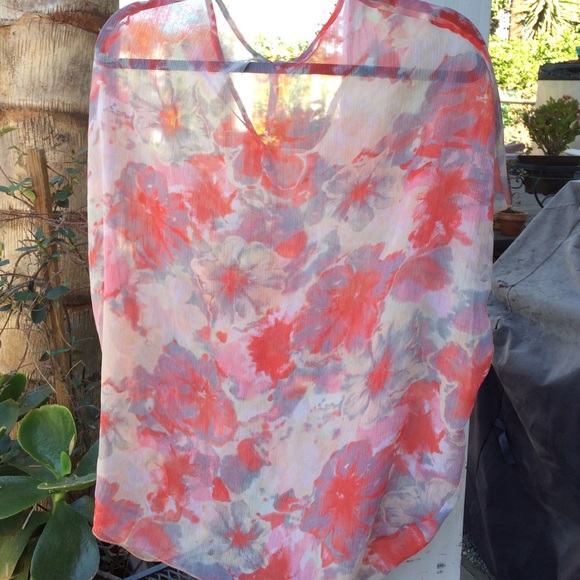 Colorful Chiffon top - Picture 2 of 4