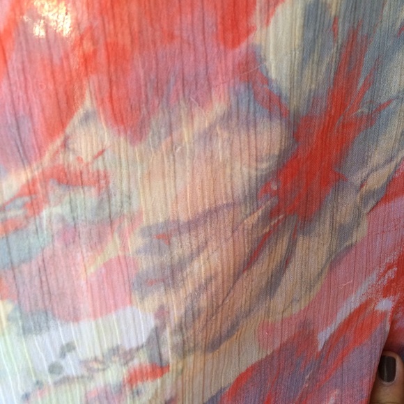 Colorful Chiffon top - Picture 3 of 4