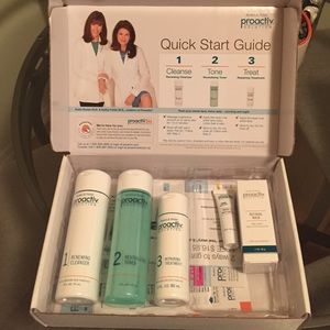 SOLD 🚫🚫🚫Proactiv 90 Day Kit