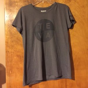 Teva Tshirt - size L