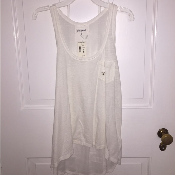 (NEGOTIABLE) Cute White Aeropostale Tank! ❤️